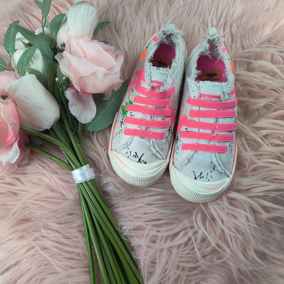 Rocket Dog Other - ROCKET DOG paint splatter girls sneakers